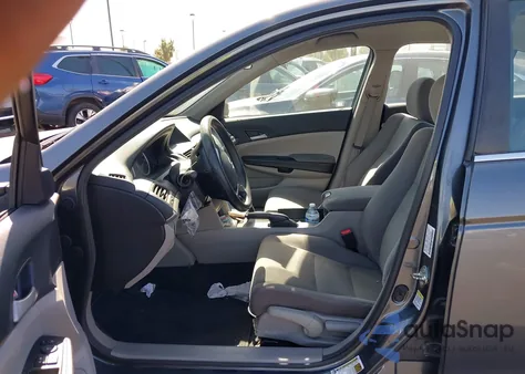 2012 Honda Accord 2.4 Lx z USA, uszkodzony, nr VIN 1HGCP2F34CA165894